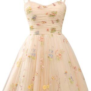 Women's Floral Embroidery Dresses Spaghetti Short Dresses Tulle. Size Med